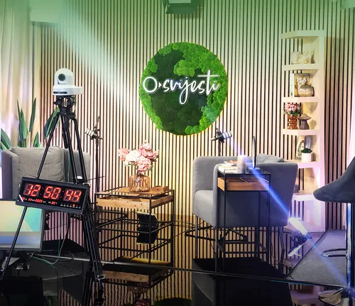 Znak u podkast studiju